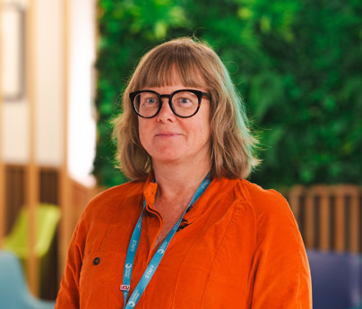 Elaine Walpole
